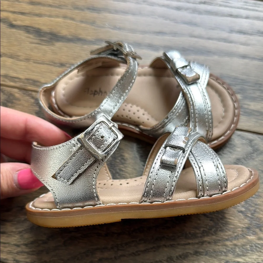 Elephantito Silver Kids Sandals US5 EU20 free shipping GUC